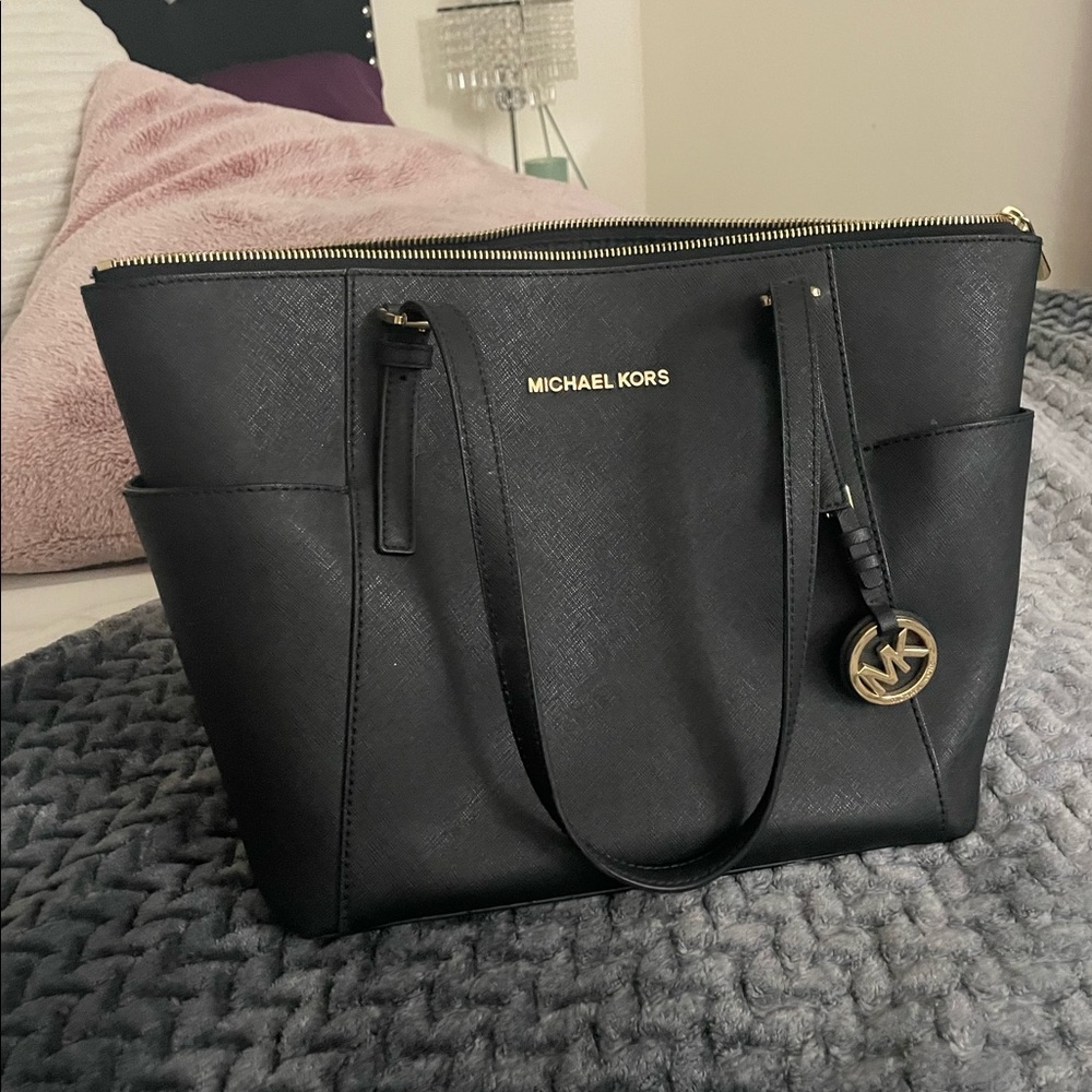 Michael Kors Cece Large Leather shoulder bag